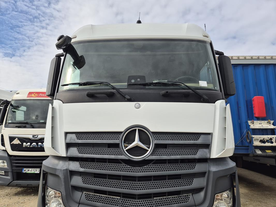 MERCEDES BENZ ACTROS CIĄGNIK SIODŁOWY - Тягач: фото 2 MERCEDES BENZ ACTROS CIĄGNIK SIODŁOWY - Тягач: фото 2