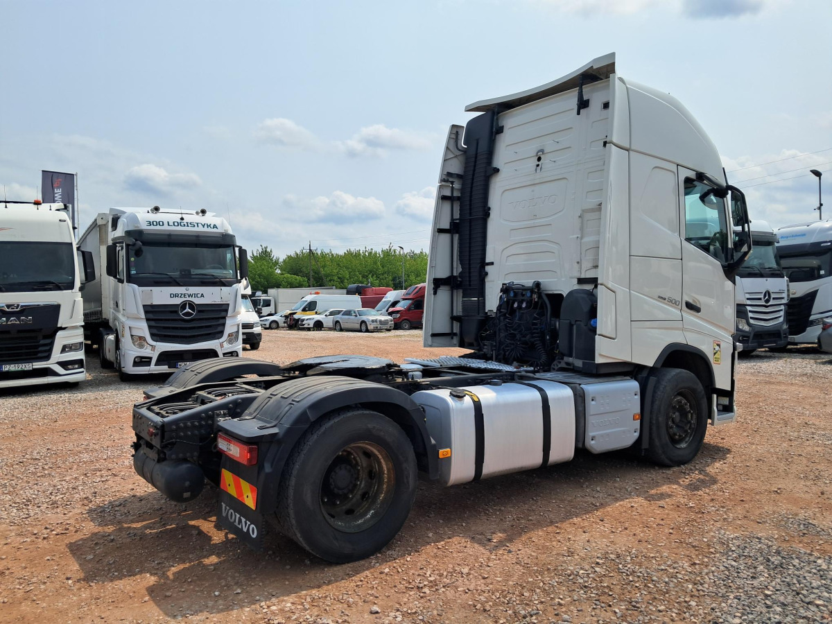 VOLVO FH CIĄGNIK SIODŁOWY - Тягач: фото 5 VOLVO FH CIĄGNIK SIODŁOWY - Тягач: фото 5