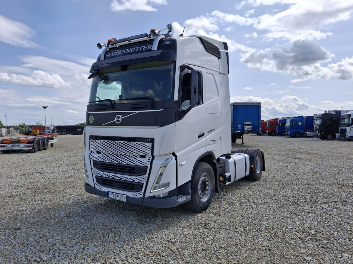 VOLVO FH CIĄGNIK SIODŁOWY - Тягач: фото 4 VOLVO FH CIĄGNIK SIODŁOWY - Тягач: фото 4