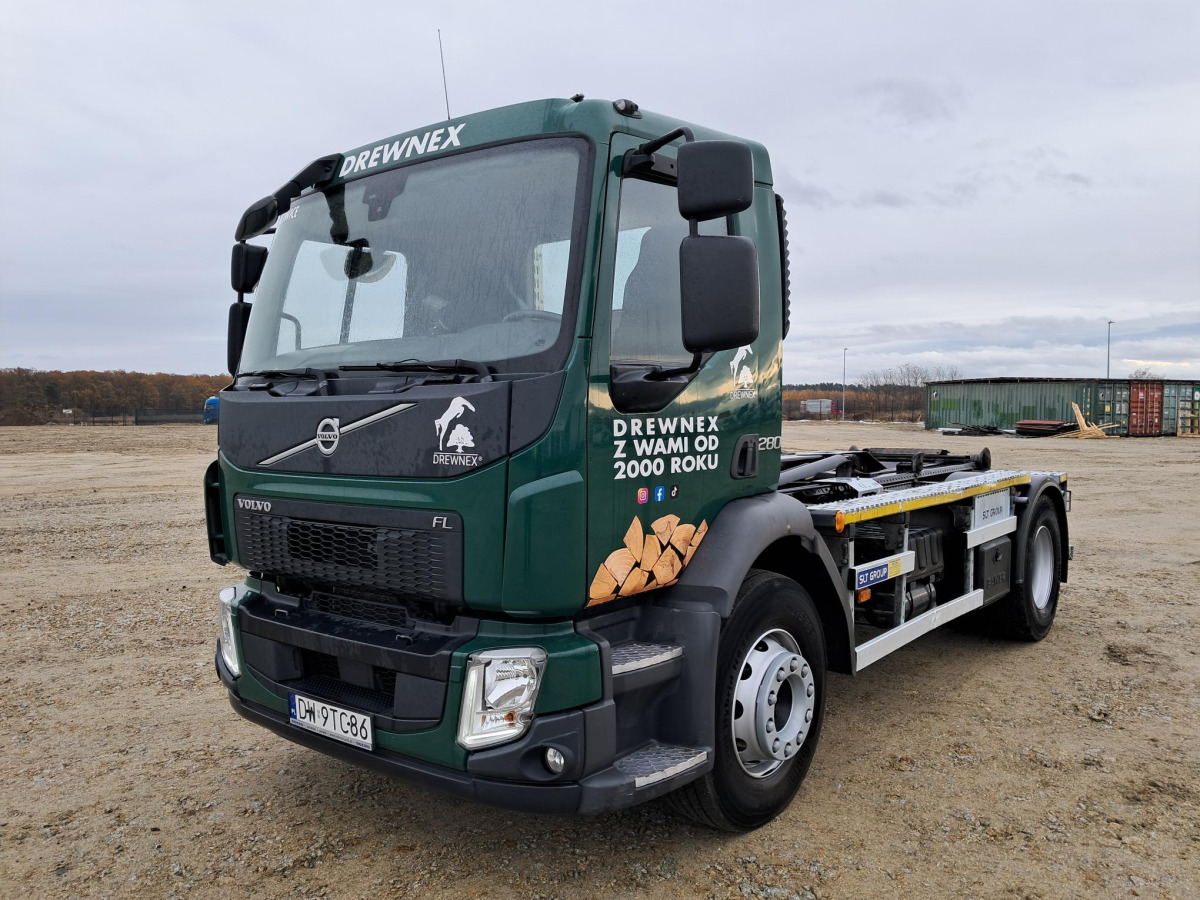 VOLVO FL - Крюковой мультилифт: фото 3 VOLVO FL - Крюковой мультилифт: фото 3