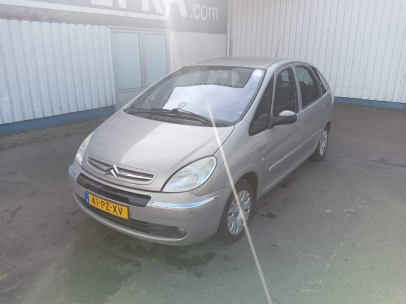 Citroën Xsara Picasso 1.8i - 16V , Airco - Легковой автомобиль: фото 1 Citroën Xsara Picasso 1.8i - 16V , Airco - Легковой автомобиль: фото 1
