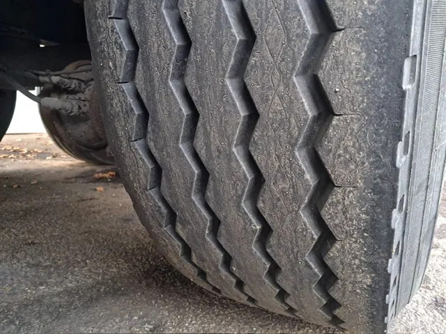 Тентованный полуприцеп Fliegl 3x Ror Axle , Flat Trailer: фото 11