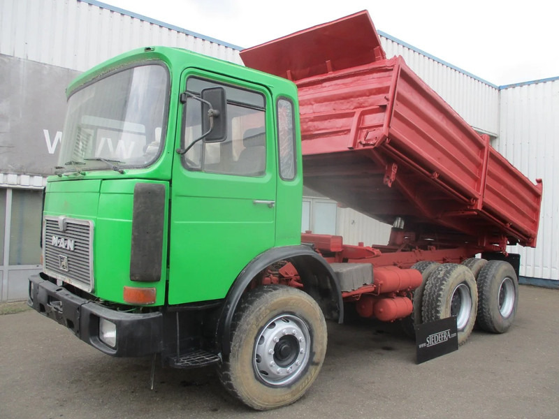MAN 26.280 , Manual , 6x4 , 3 Way Tipper , Spring suspension - Самосвал: фото 1 MAN 26.280 , Manual , 6x4 , 3 Way Tipper , Spring suspension - Самосвал: фото 1