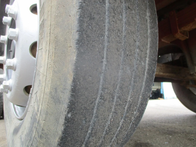 Самосвал MAN 26.321 6x4 , 3 way tipper , ZF Manual , Spring suspension: фото 15