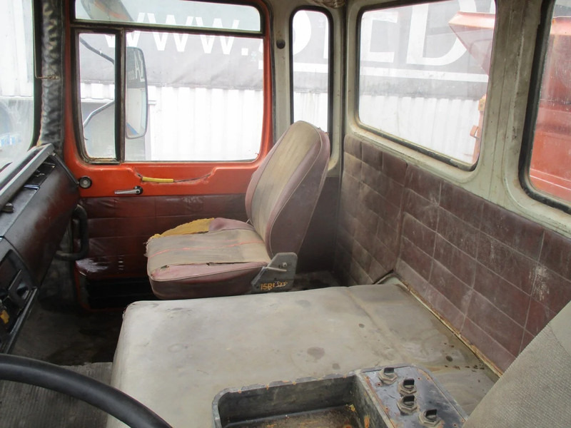 Самосвал MAN 26.321 6x4 , 3 way tipper , ZF Manual , Spring suspension: фото 13