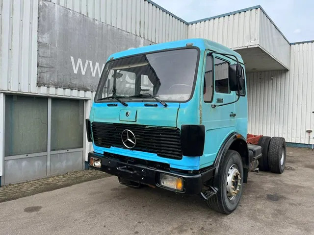Mercedes-Benz 1632 , V10 , ZF Manual , Spring suspension - Грузовик-шасси: фото 1 Mercedes-Benz 1632 , V10 , ZF Manual , Spring suspension - Грузовик-шасси: фото 1