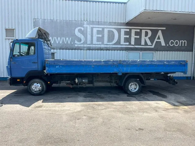 Mercedes-Benz 814 Ecoliner , Spring suspension , Manual , Euro 2 - Тентованный грузовик: фото 2 Mercedes-Benz 814 Ecoliner , Spring suspension , Manual , Euro 2 - Тентованный грузовик: фото 2