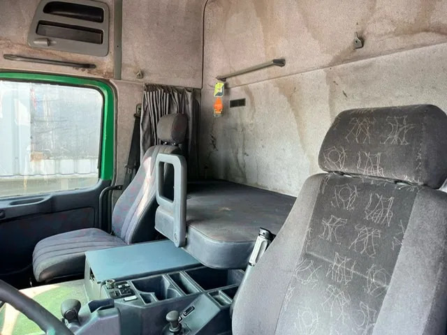 Грузовик бортовой/ Платформа Mercedes-Benz Actros 2648 , V8 , 6x4 , 3 Pedals EPS , Euro 2: фото 13