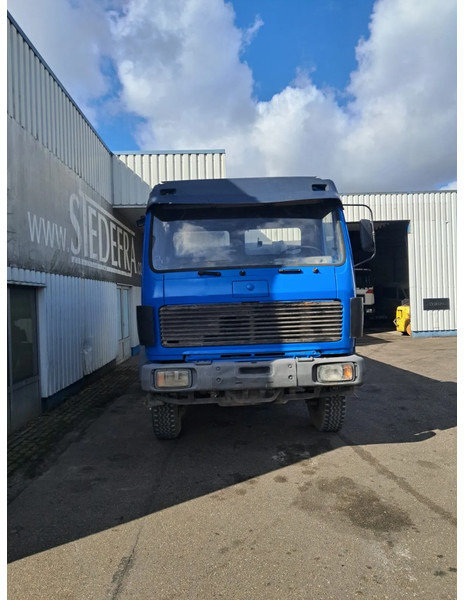 Самосвал Mercedes-Benz SK 2635 , V8 , Bi Turbo , 6x4 , ZF Manual , 3 Way Tipper , Spring suspension: фото 8 Самосвал Mercedes-Benz SK 2635 , V8 , Bi Turbo , 6x4 , ZF Manual , 3 Way Tipper , Spring suspension: фото 8