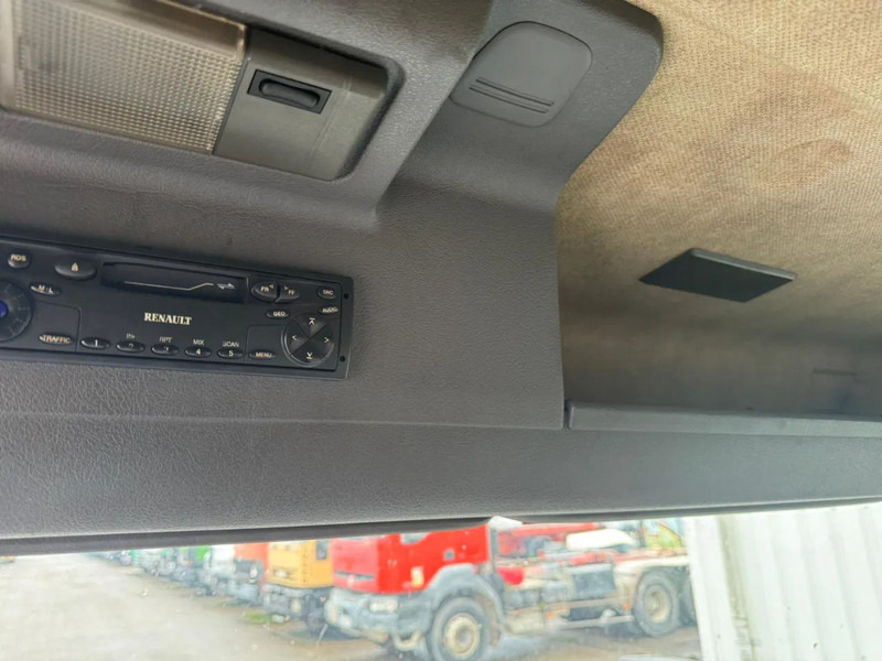 Грузовик с закрытым кузовом Renault Midlum 180 DXI, Spring Suspension, Drum Brakes: фото 11