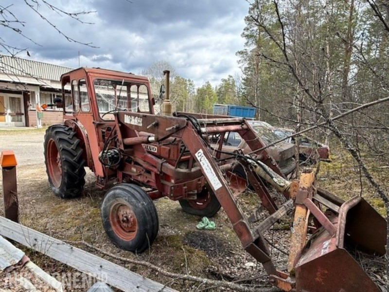 Трактор 1971 Volvo bm 430 traktor med frontlaster og kjettinger: фото 1