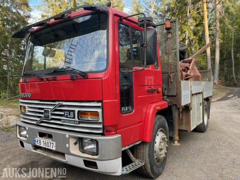 1986 Volvo FL616 4x2 Lastebil med kran Mannskapskurv Vinterdekk REPARASJONSOBJEKT - Автоманипулятор: фото 1 1986 Volvo FL616 4x2 Lastebil med kran Mannskapskurv Vinterdekk REPARASJONSOBJEKT - Автоманипулятор: фото 1