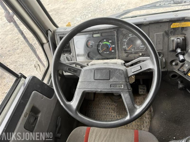 1991 Volvo fl7 tankbil - Грузовик-цистерна: фото 5 1991 Volvo fl7 tankbil - Грузовик-цистерна: фото 5