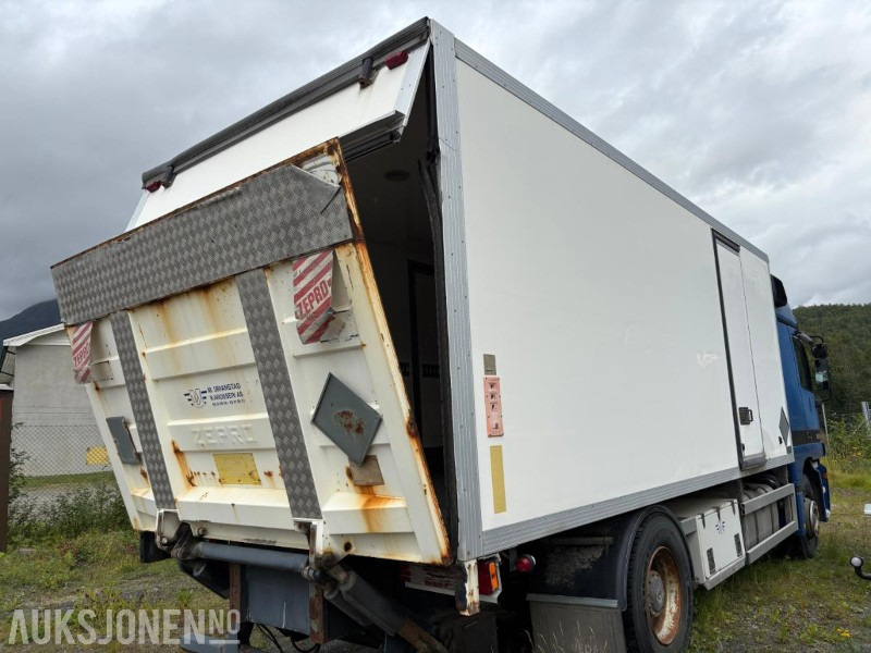 1998 Mercedes-Benz Actros 1831 L/48 skapbil - Грузовик с закрытым кузовом: фото 3 1998 Mercedes-Benz Actros 1831 L/48 skapbil - Грузовик с закрытым кузовом: фото 3
