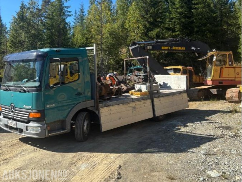 1998 Mercedes-Benz Atego 815/36 - Грузовик бортовой/ Платформа: фото 3 1998 Mercedes-Benz Atego 815/36 - Грузовик бортовой/ Платформа: фото 3