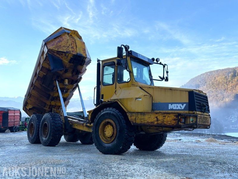 2000 Moxy MT30R 6X6 hjuldrift - registrert i kjøretøyregisteres som motorredskap - Внедорожный самосвал: фото 2 2000 Moxy MT30R 6X6 hjuldrift - registrert i kjøretøyregisteres som motorredskap - Внедорожный самосвал: фото 2