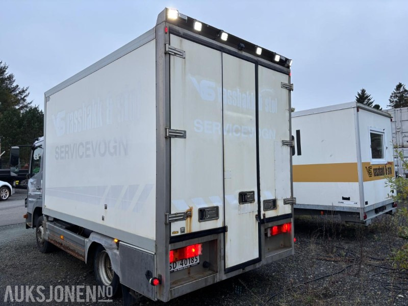 2007 Mercedes-Benz Servicebil Med Palfinger kran og Diesel generator. - Грузовик с закрытым кузовом: фото 4 2007 Mercedes-Benz Servicebil Med Palfinger kran og Diesel generator. - Грузовик с закрытым кузовом: фото 4