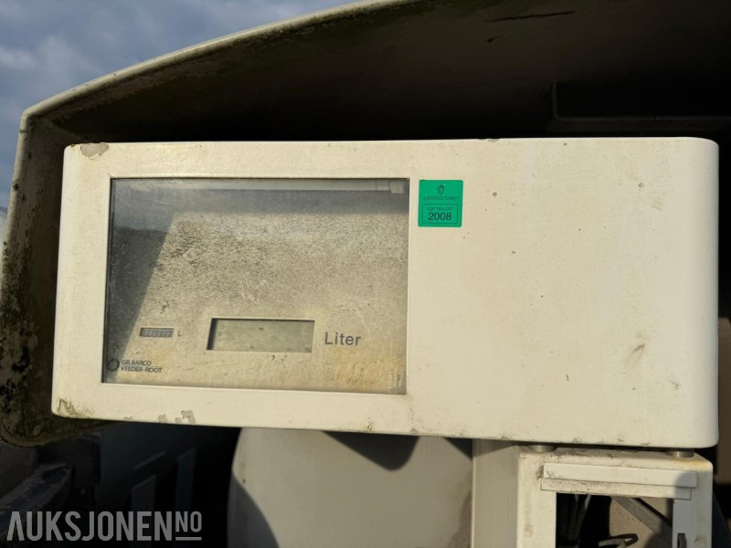 2007 Tankanlegg med pumpe og opplegg for kortleser 19900 liter - Буровая машина: фото 3 2007 Tankanlegg med pumpe og opplegg for kortleser 19900 liter - Буровая машина: фото 3
