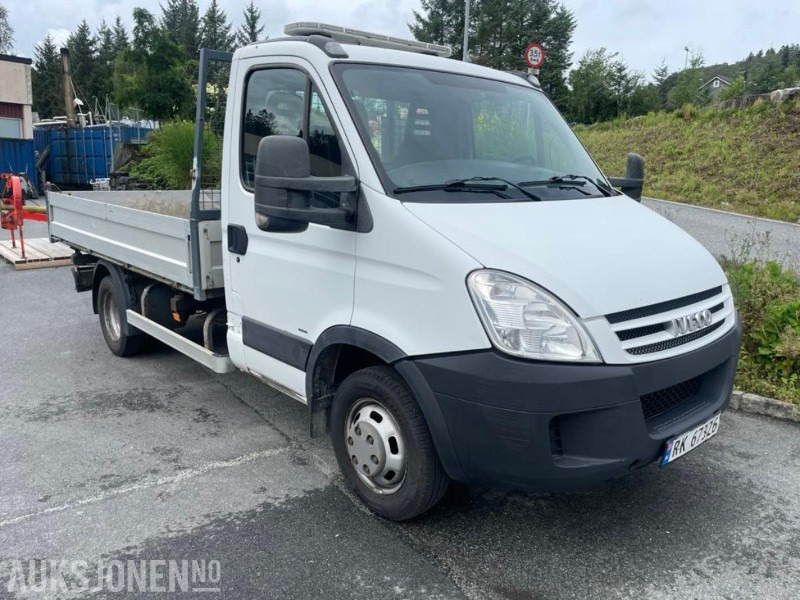 2009 Iveco Daily lastebil med 3-veis tipp - 3 seter - krok - 185707 km. - Самосвал: фото 2 2009 Iveco Daily lastebil med 3-veis tipp - 3 seter - krok - 185707 km. - Самосвал: фото 2