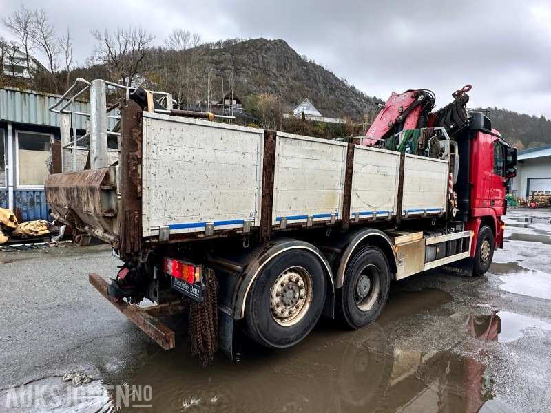 2009 Mercedes-Benz 2551L/42 6X2M Kranbil m/Fassi F235XP kran | Luft foran og bak | Krok og plan, 305520km - Автоманипулятор: фото 5 2009 Mercedes-Benz 2551L/42 6X2M Kranbil m/Fassi F235XP kran | Luft foran og bak | Krok og plan, 305520km - Автоманипулятор: фото 5