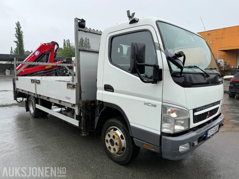 2010 Mitsubishi Fuso Canter 7C18 m/ HMF 635-K2 kran – lav km, fjernstyring - Автоманипулятор: фото 3 2010 Mitsubishi Fuso Canter 7C18 m/ HMF 635-K2 kran – lav km, fjernstyring - Автоманипулятор: фото 3