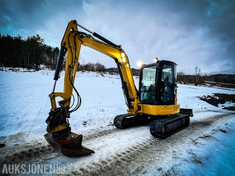 2011 Cat 305.5D CR - 5,5 tonns gravemaskin - Tiltrotator - Pusskuffe - Graveskuff - Smalskuffe - Nylig sertifisert - Мини-экскаватор: фото 1 2011 Cat 305.5D CR - 5,5 tonns gravemaskin - Tiltrotator - Pusskuffe - Graveskuff - Smalskuffe - Nylig sertifisert - Мини-экскаватор: фото 1