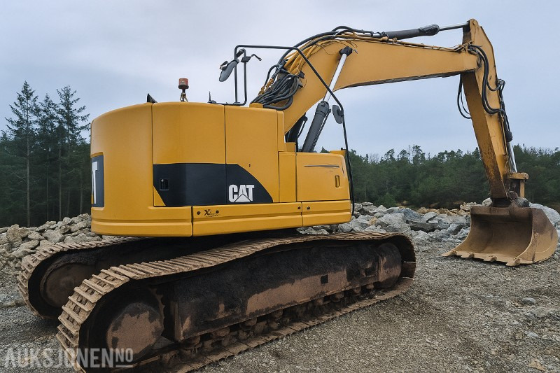 2011 Cat 328D - Sentralsmøring-Nylig sertifisert- gravemaskin - Экскаватор: фото 3 2011 Cat 328D - Sentralsmøring-Nylig sertifisert- gravemaskin - Экскаватор: фото 3