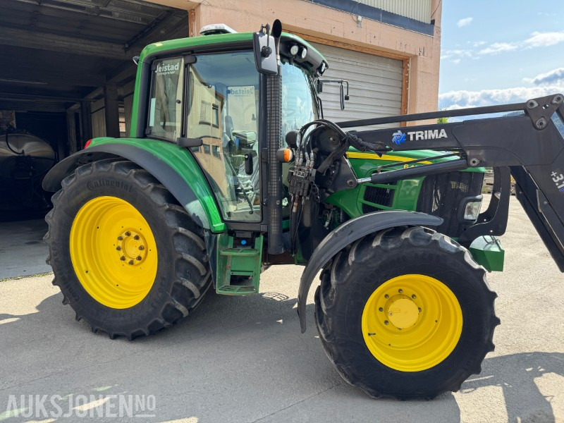 2011 John Deere 6430 Premium traktor med laster - Трактор: фото 4 2011 John Deere 6430 Premium traktor med laster - Трактор: фото 4