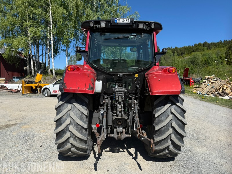 2013 Valtra 8670 traktor - Fjærende fremaksel - Hyttefjæring - 2 seter - Трактор: фото 5 2013 Valtra 8670 traktor - Fjærende fremaksel - Hyttefjæring - 2 seter - Трактор: фото 5
