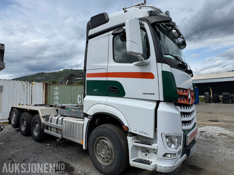 2015 Mercedes-Benz ACTROS - Крюковой мультилифт: фото 4 2015 Mercedes-Benz ACTROS - Крюковой мультилифт: фото 4