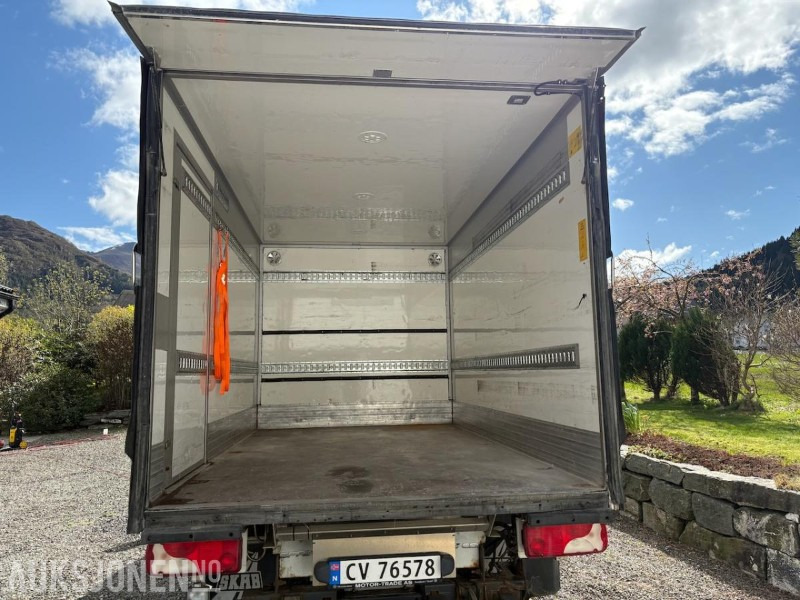 2015 Mercedes-Benz Sprinter ADR-godkjent Løftelem Hengerfeste - Грузовик с закрытым кузовом: фото 5 2015 Mercedes-Benz Sprinter ADR-godkjent Løftelem Hengerfeste - Грузовик с закрытым кузовом: фото 5