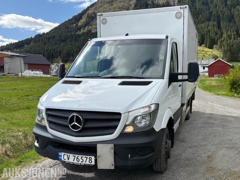 2015 Mercedes-Benz Sprinter ADR-godkjent Løftelem Hengerfeste - Грузовик с закрытым кузовом: фото 1 2015 Mercedes-Benz Sprinter ADR-godkjent Løftelem Hengerfeste - Грузовик с закрытым кузовом: фото 1