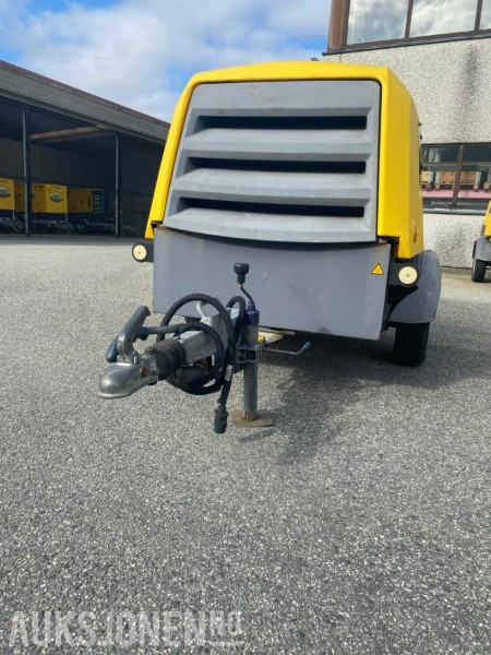 2016 Atlas Copco XAS 68KD luftkompressor - 1367 timer. - Буровая машина: фото 4 2016 Atlas Copco XAS 68KD luftkompressor - 1367 timer. - Буровая машина: фото 4