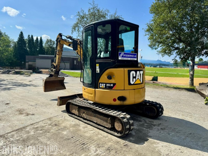 2016 Cat 303.5E - Minigraver - Pigghammer - 2 Skuffer - Godkjent til 09/26 - Timer: 1714 - Мини-экскаватор: фото 3 2016 Cat 303.5E - Minigraver - Pigghammer - 2 Skuffer - Godkjent til 09/26 - Timer: 1714 - Мини-экскаватор: фото 3
