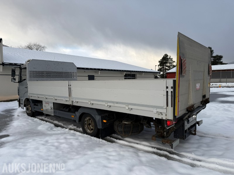 2016 Mercedes-Benz Atego 816 planbil med Zepro løftelem - C1 førarkort - Eu godkjent - Грузовик бортовой/ Платформа: фото 3 2016 Mercedes-Benz Atego 816 planbil med Zepro løftelem - C1 førarkort - Eu godkjent - Грузовик бортовой/ Платформа: фото 3