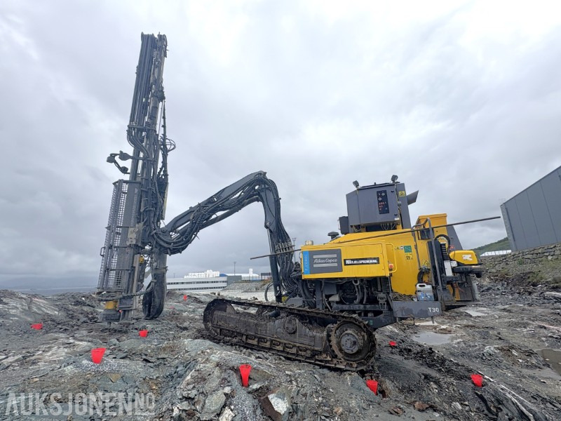 2017 Atlas Copco Flexiroc T30R-03 - 4 574 motortimer - 1 416 hammertimer - Буровая машина: фото 4 2017 Atlas Copco Flexiroc T30R-03 - 4 574 motortimer - 1 416 hammertimer - Буровая машина: фото 4