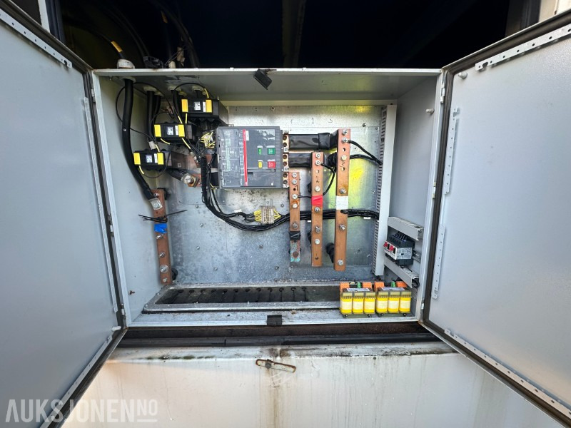 2017 DIESELAGGREGAT I CANOPY 555Kva -400Volt -50 Hz Kun gått 937 timer - Строительное оборудование: фото 2 2017 DIESELAGGREGAT I CANOPY 555Kva -400Volt -50 Hz Kun gått 937 timer - Строительное оборудование: фото 2