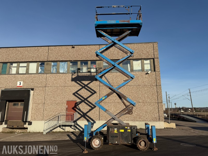 2017 Genie GS3369 RT terrenggående sakselift - 12 m arbeidshøyde - Подъёмник: фото 1 2017 Genie GS3369 RT terrenggående sakselift - 12 m arbeidshøyde - Подъёмник: фото 1