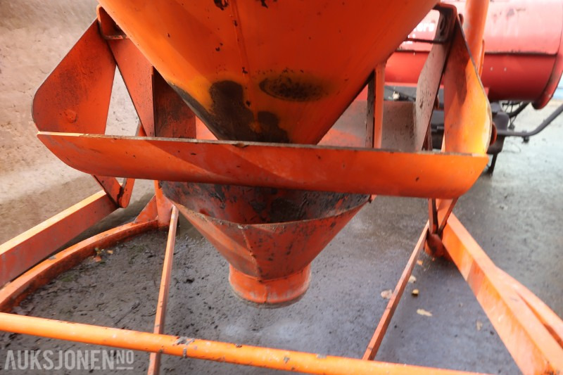 2018 Eichinger betongtobb 1000 liter / sertifisert til 03.26 - Строительное оборудование: фото 4 2018 Eichinger betongtobb 1000 liter / sertifisert til 03.26 - Строительное оборудование: фото 4