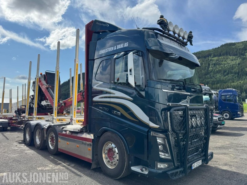 2018 Volvo FH16 8X4 komplett tømmerbil med kran og henger. - Лесовоз, Автоманипулятор: фото 4 2018 Volvo FH16 8X4 komplett tømmerbil med kran og henger. - Лесовоз, Автоманипулятор: фото 4