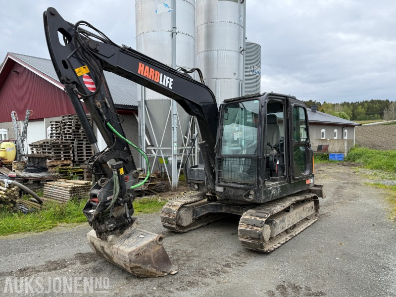 2019 Hardlife HE80 beltegraver med 882 timer! - Tiltrotator - 2 skuffer - Экскаватор: фото 1 2019 Hardlife HE80 beltegraver med 882 timer! - Tiltrotator - 2 skuffer - Экскаватор: фото 1