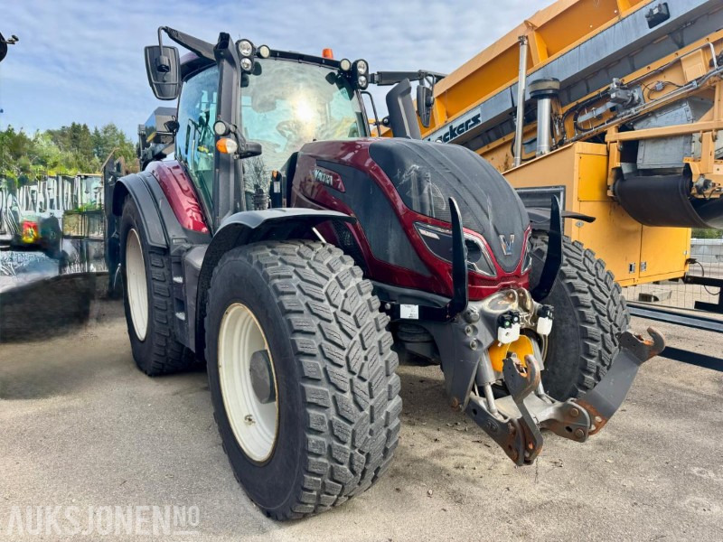 2019 Valtra T234 - Traktor - Frontlaster - Skuffe - Eu-godkjent til 12/25 - Timer: 3543 - Трактор: фото 2 2019 Valtra T234 - Traktor - Frontlaster - Skuffe - Eu-godkjent til 12/25 - Timer: 3543 - Трактор: фото 2