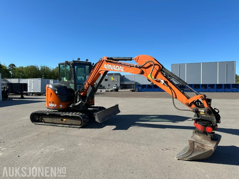 2021 Hitachi ZX55U-6 CLR gravemaskin / rotortilt / Pigghammer / 3 skuffer / 2298 timer - Экскаватор: фото 2 2021 Hitachi ZX55U-6 CLR gravemaskin / rotortilt / Pigghammer / 3 skuffer / 2298 timer - Экскаватор: фото 2