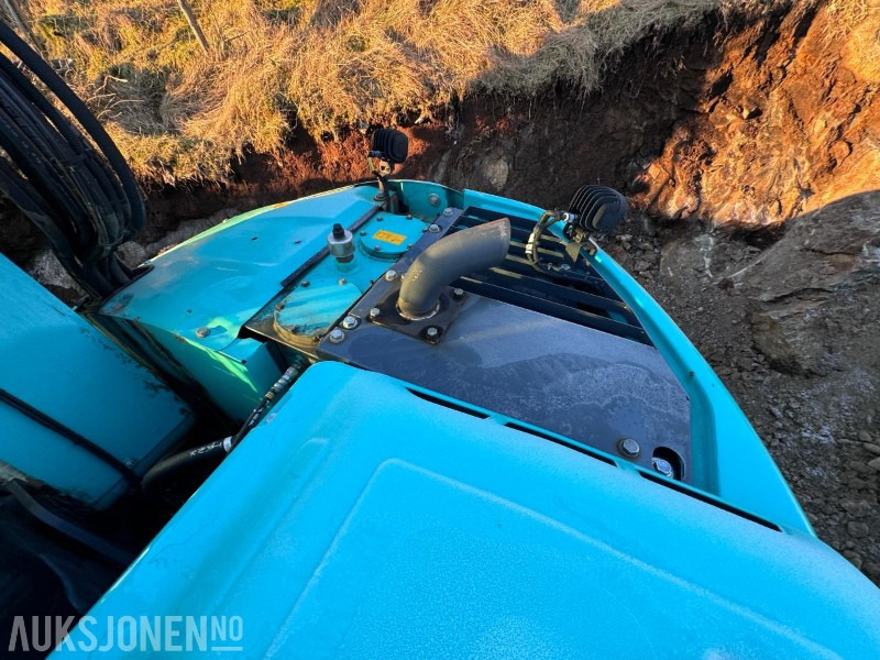 Экскаватор 2021 Kobelco SK75SR-7 - 8 tonns Gravemaskin - Sentralsmøring - Engcon tiltrotator - Hammer - Pusskuffe - Gallerskufffe - Graveskuffe - Smalskuffe og Klype - Gått 2732 timer: фото 17