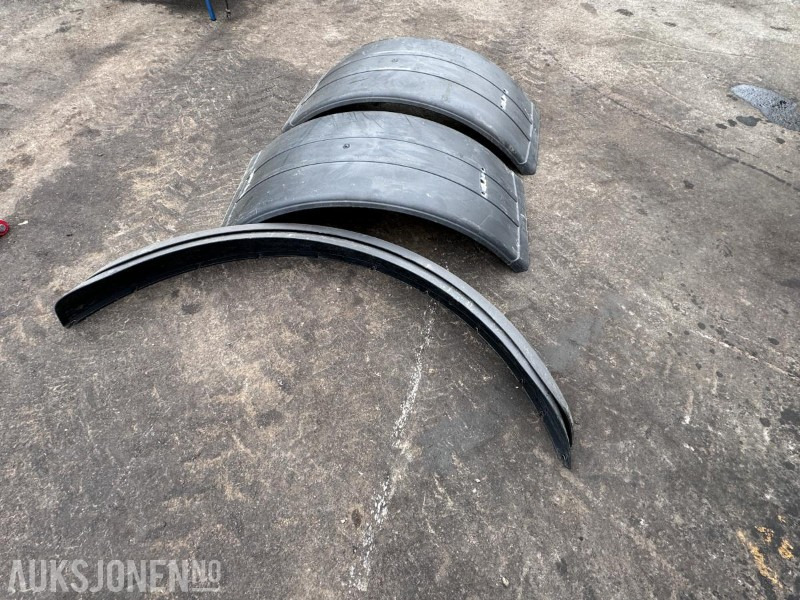 2022 Skjermsett til Fendt 724 gen 6 - Трактор: фото 1 2022 Skjermsett til Fendt 724 gen 6 - Трактор: фото 1