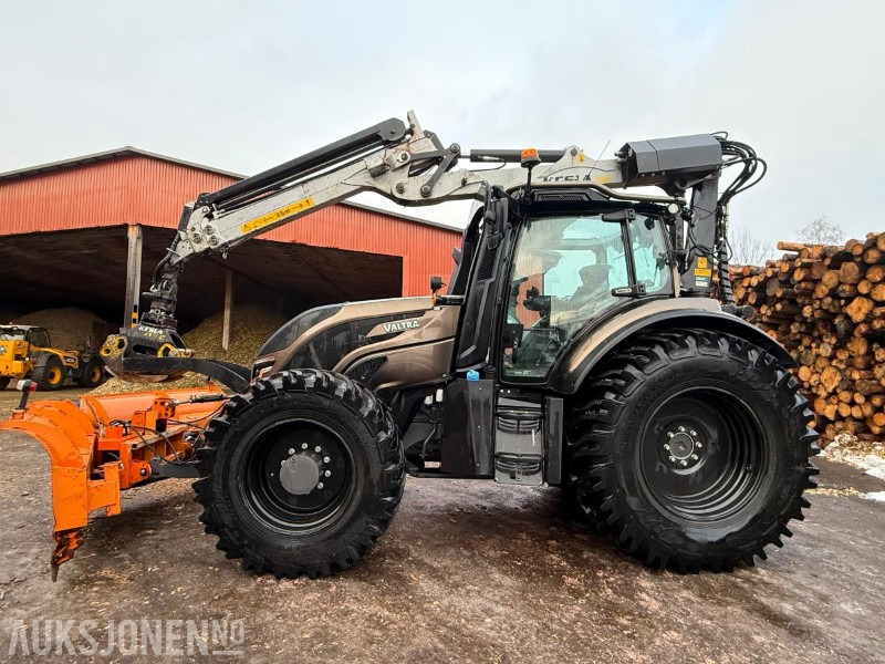2022 Valtra T155 med Kesla 316T kran og Padagas snøplog - Трактор: фото 2 2022 Valtra T155 med Kesla 316T kran og Padagas snøplog - Трактор: фото 2