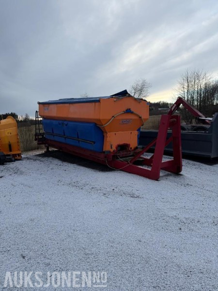 2011 Schmidt Stratos B90-42 VCLN-490 - Грузовик: фото 1 2011 Schmidt Stratos B90-42 VCLN-490 - Грузовик: фото 1