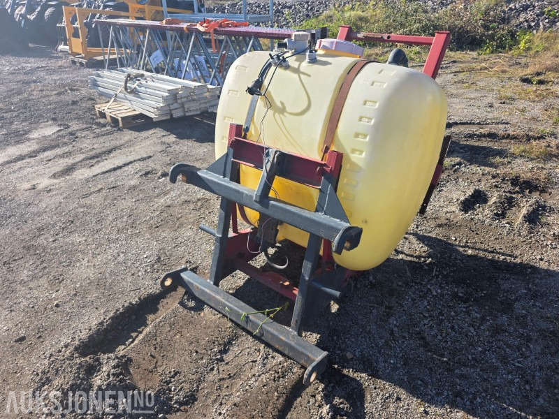 Hardi N-SERIES montert sprøyte - Строительное оборудование: фото 1 Hardi N-SERIES montert sprøyte - Строительное оборудование: фото 1
