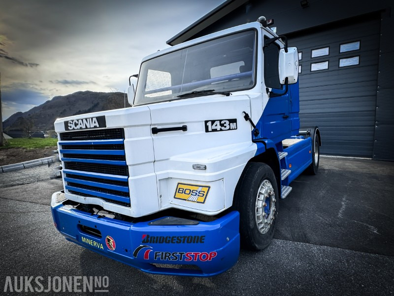 1989 Scania T 143M Racing Truck Snutebil - V8 motor - 950 hk - Spesialbygget av Scania i 1989 - Коммунальная/ Специальная техника: фото 1 1989 Scania T 143M Racing Truck Snutebil - V8 motor - 950 hk - Spesialbygget av Scania i 1989 - Коммунальная/ Специальная техника: фото 1