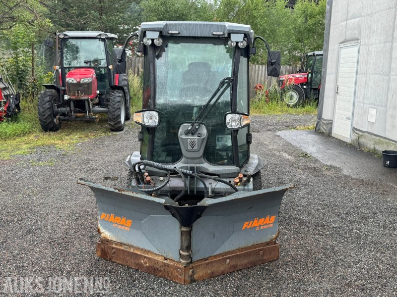 2015 Kärcher MIC 50 D | Plog | spreder | plan | joystick | krok | webasto | cruisecontrol - Коммунальная/ Специальная техника: фото 2 2015 Kärcher MIC 50 D | Plog | spreder | plan | joystick | krok | webasto | cruisecontrol - Коммунальная/ Специальная техника: фото 2